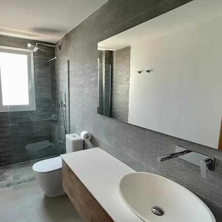 Beautiful Penthouse With Pool And Wonderful View Apartment *